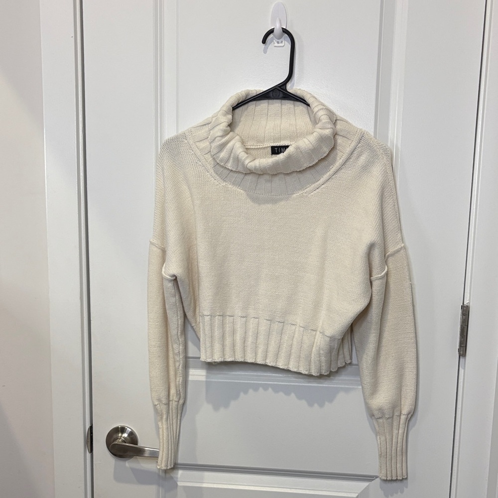 Timing White Cowl Neck Sweater